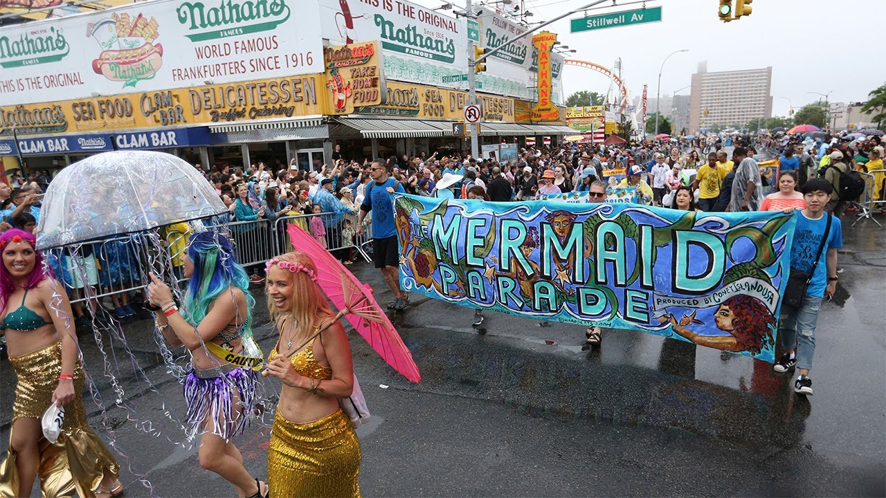 NEW YORK. Mermaid Parade returns to Coney Island