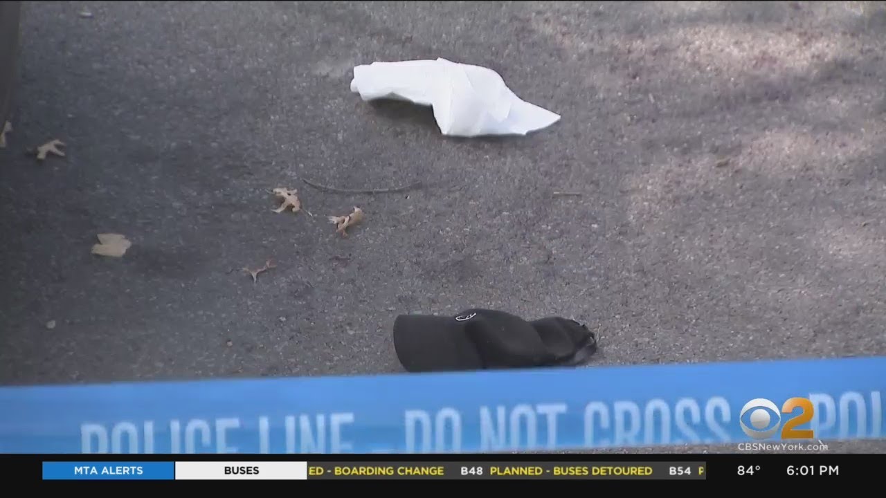 One dead, two injured in Brooklyn stabbing