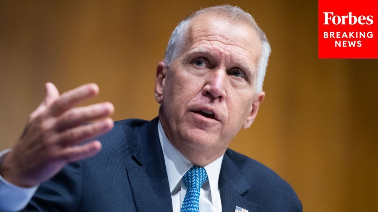 Official Tells Thom Tillis DoD Has No Plans To Eliminate The COVID-19 Vaccine Mandate